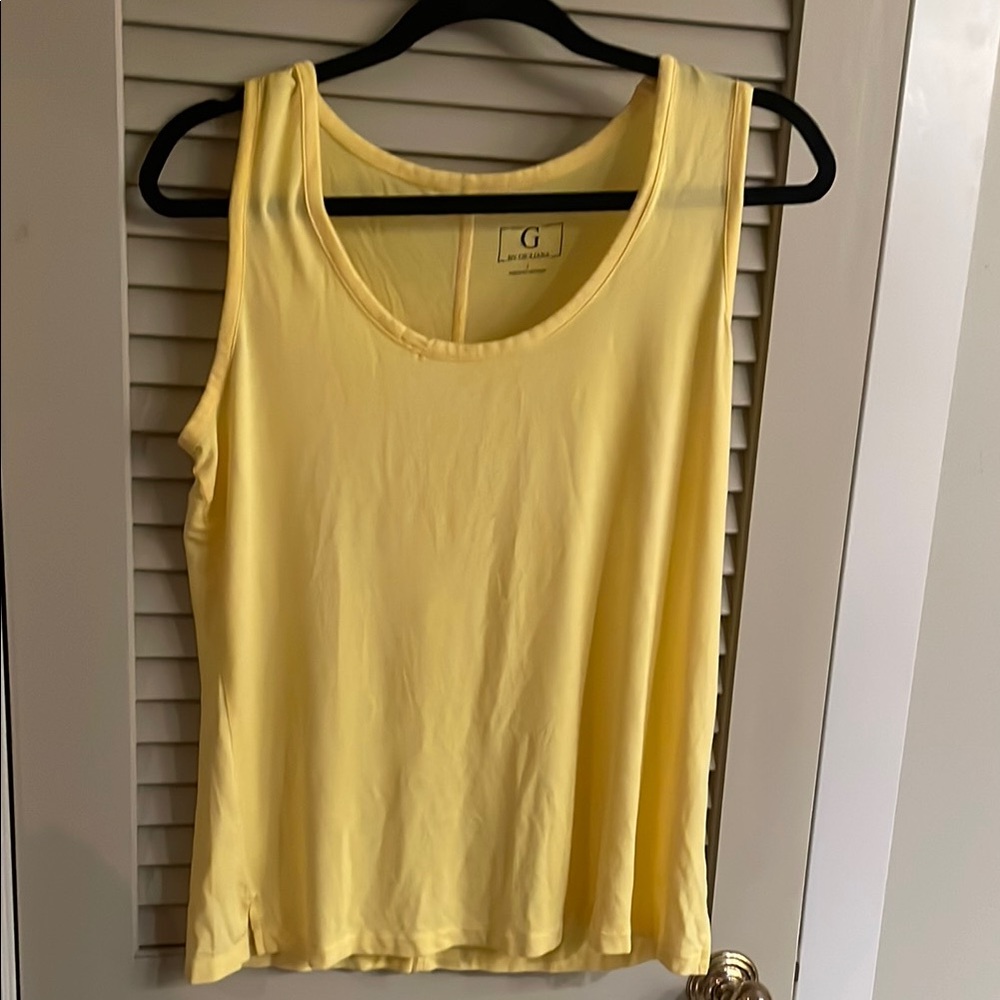G by Giuliana Yellow Sleeveless Tank Top